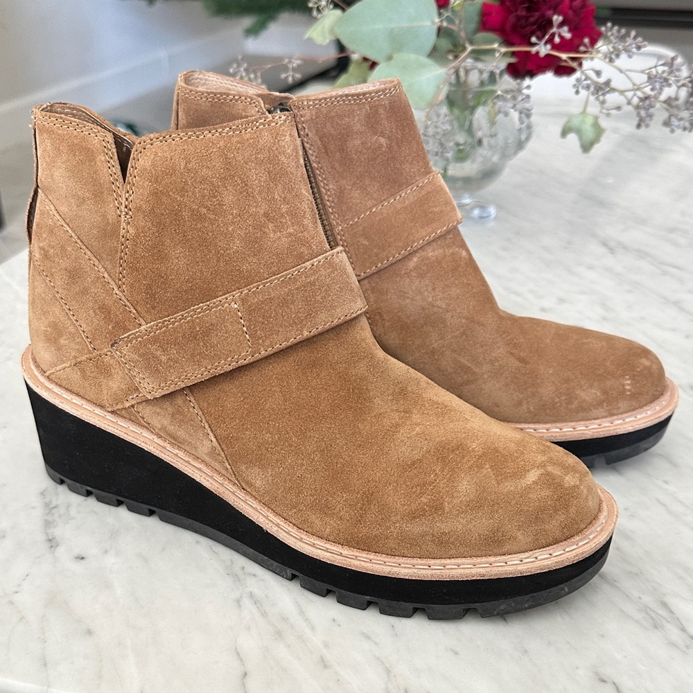 Eileen Fisher Brown Tan Suede Wedge Boots